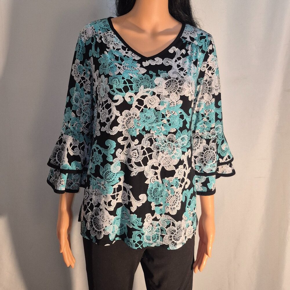 EST. 1946 ** stylish blouse, Black-White-Turquoise, belled sleeves, size small